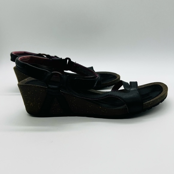 Teva Women’s Cabrillo Crossover Wedge Black Leather Sandals Size 9 - Picture 12 of 12